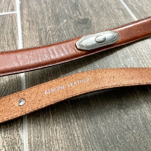 The Ritz Leather Western Belt w/Silver Concho Bead - Picture 7 of 8